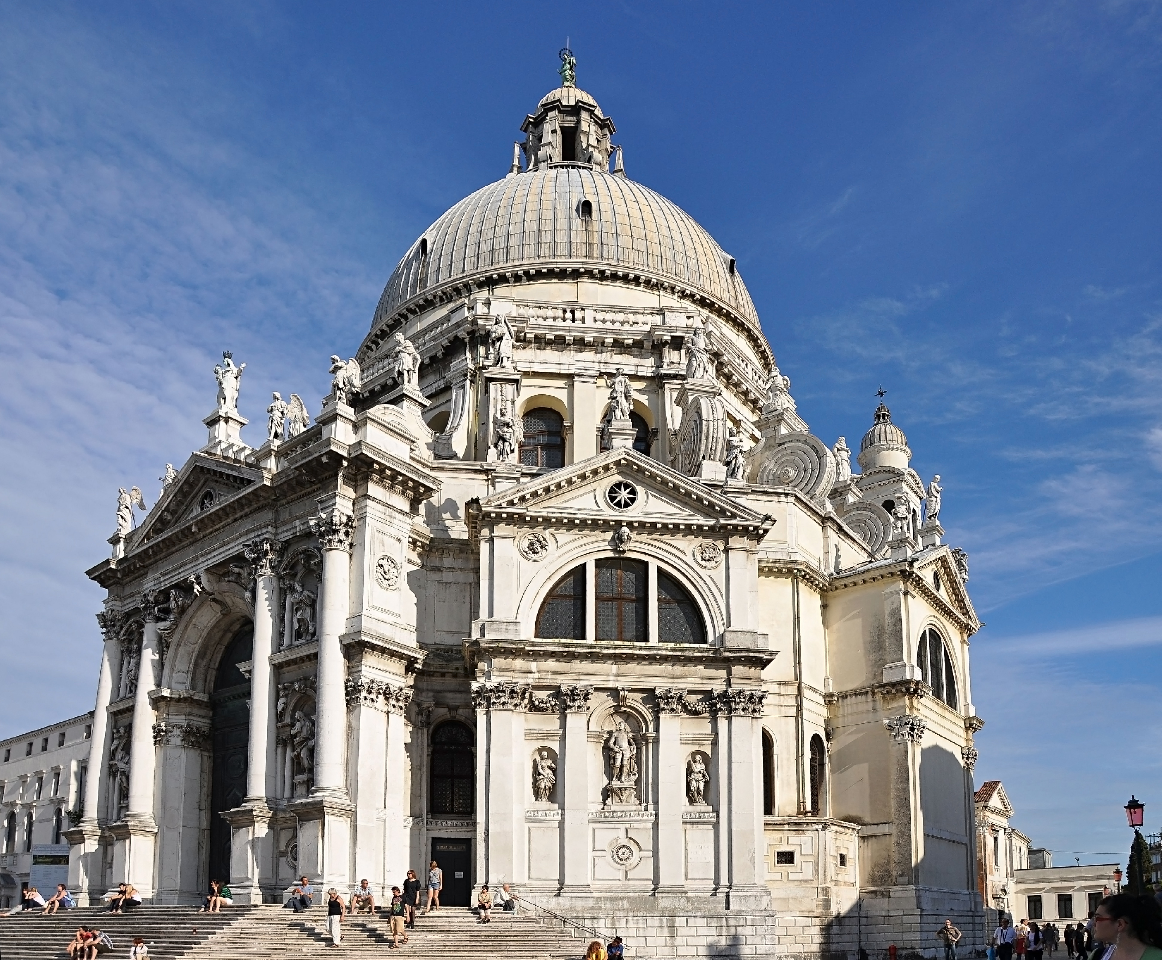 Basilica Santa Maria Della Sanit OVMN